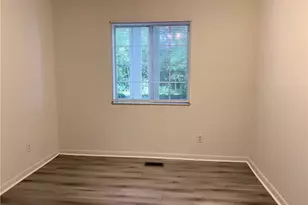201 Jamestown, Washington Twp, OH 45458 - Photo 5