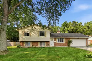 2760 Corlington Dr, Kettering, OH 45440 - Photo 1