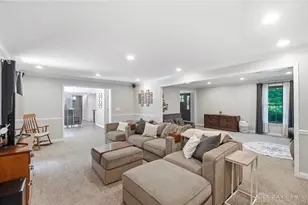 9530 Hawley Ct, Washington Twp, OH 45458 - Photo 11
