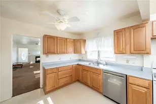 956 Chelsea Ave, Dayton, OH 45420 - Photo 7