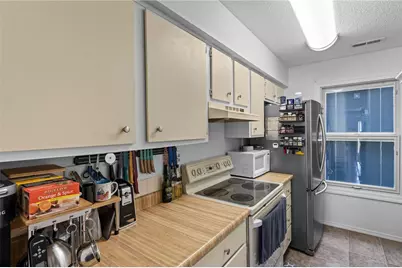 7827 Port Circle, Centerville, OH 45459 - Photo 9