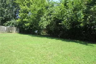 6751 Shadow Brook Dr, Trotwood, OH 45426 - Photo 7