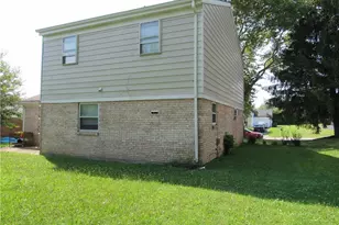 6751 Shadow Brook Dr, Trotwood, OH 45426 - Photo 3