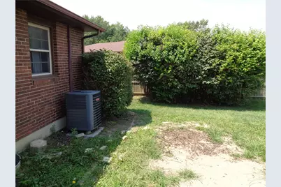 404 Buckeye Drive, Eaton, OH 45320 - Photo 27