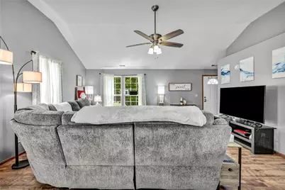 909 McDowell Street, Xenia, OH 45385 - Photo 9