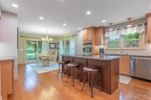 2400 Hickory Bark Dr, Washington Twp, OH 45458 - Photo 9