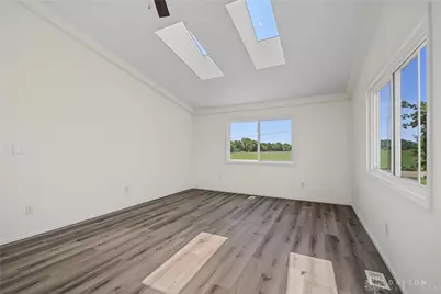 7195 Singer Road, Tipp City, OH 45424 - Photo 9