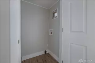 637 E Main St, Xenia, OH 45385 - Photo 9