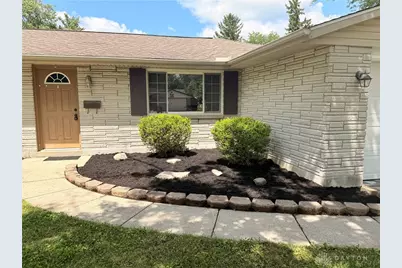 1071 Romanus Drive, Vandalia, OH 45377 - Photo 3