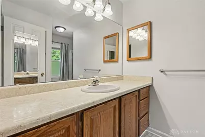 411 Darst Road, Beavercreek, OH 45440 - Photo 17