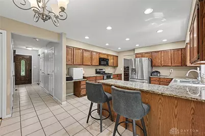 411 Darst Road, Beavercreek, OH 45440 - Photo 11