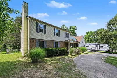 411 Darst Road, Beavercreek, OH 45440 - Photo 3