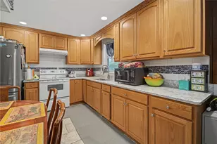 2305 Ross Rd, Bethel Twp, OH 45371 - Photo 9