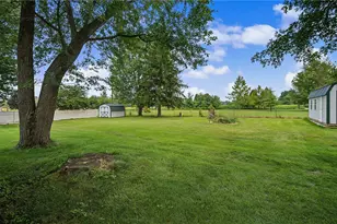2305 Ross Rd, Bethel Twp, OH 45371 - Photo 29