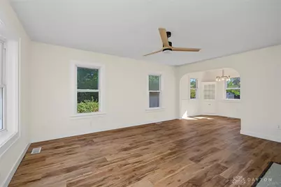5621 Andover Avenue, West Carrollton, OH 45449 - Photo 5
