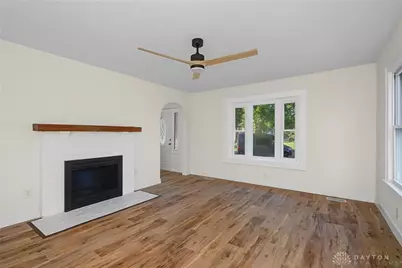 5621 Andover Avenue, West Carrollton, OH 45449 - Photo 7