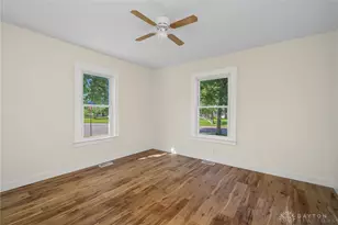 5621 Andover Ave, West Carrollton, OH 45449 - Photo 15