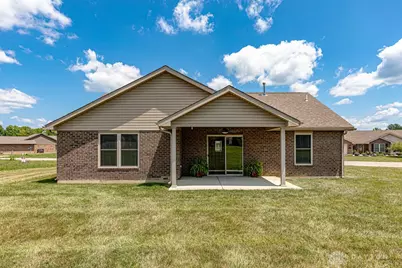 136 Pebble Creek Drive, Eaton, OH 45320 - Photo 9