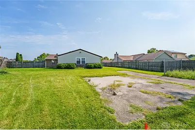 7816 Waterton Court, Trotwood, OH 45426 - Photo 17