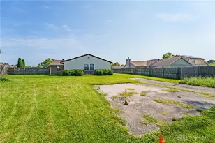 7816 Waterton Ct, Trotwood, OH 45426 - Photo 17