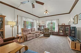 304 E Wood St, Versailles, OH 45380 - Photo 9