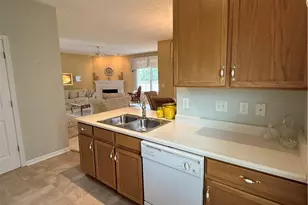 7468 New York Way, Butler Twp, OH 45414 - Photo 21