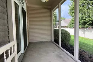 7468 New York Way, Butler Twp, OH 45414 - Photo 9