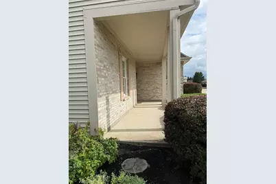 7468 New York Way, Butler Twp, OH 45414 - Photo 5