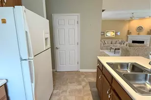 7468 New York Way, Butler Twp, OH 45414 - Photo 23