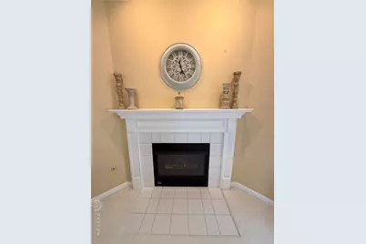 7468 New York Way, Butler Twp, OH 45414 - Photo 17