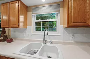340 Royal Wood Ct, Vandalia, OH 45377 - Photo 5