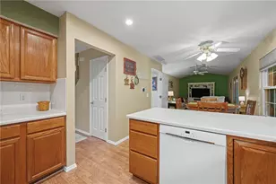 340 Royal Wood Ct, Vandalia, OH 45377 - Photo 7