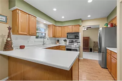 340 Royal Wood Court, Vandalia, OH 45377 - Photo 3
