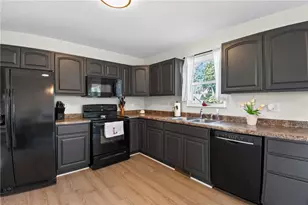 216 N Elm St, Troy, OH 45373 - Photo 7