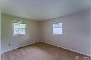 6689 Celestine St, Huber Heights, OH 45424 - Photo 23