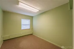 220 W Siebenthaler Ave, Dayton, OH 45405 - Photo 41