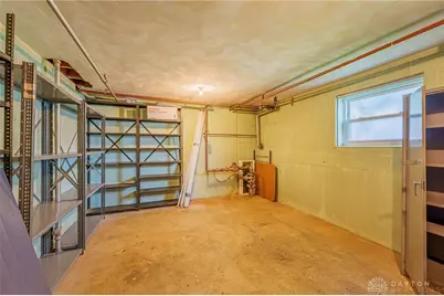 220 W Siebenthaler Avenue, Dayton, OH 45405 - Photo 29