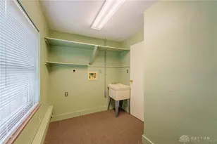 220 W Siebenthaler Ave, Dayton, OH 45405 - Photo 43