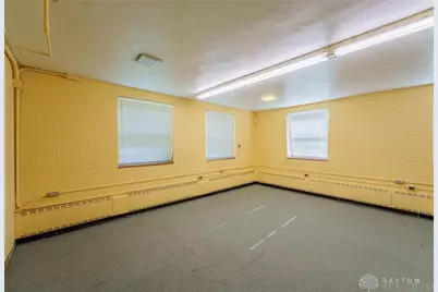 220 W Siebenthaler Avenue, Dayton, OH 45405 - Photo 23
