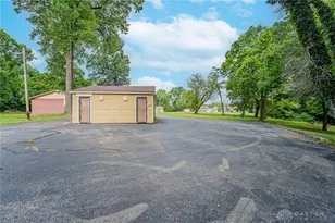 220 W Siebenthaler Ave, Dayton, OH 45405 - Photo 61