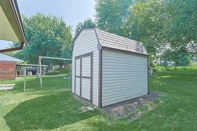 7240 Rustic Woods Drive, Huber Heights, OH 45424 - Photo 21