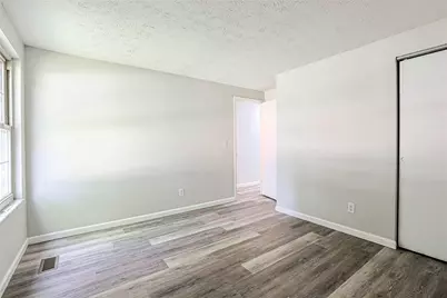 7240 Rustic Woods Drive, Huber Heights, OH 45424 - Photo 25