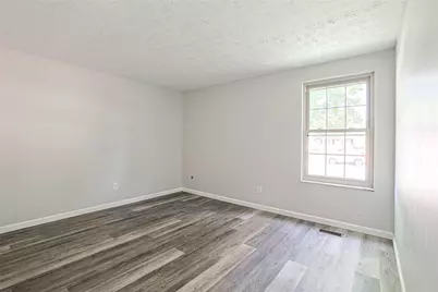 7240 Rustic Woods Drive, Huber Heights, OH 45424 - Photo 13
