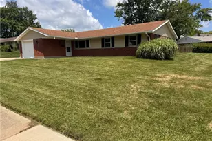 6900 Morley Ln, Huber Heights, OH 45424 - Photo 3
