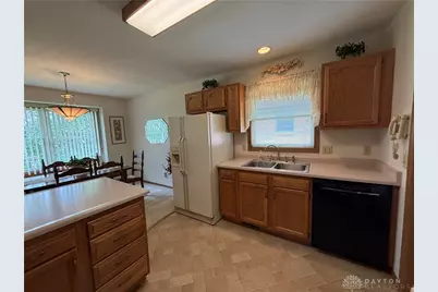 1987 Swallowtail Court, Clayton, OH 45315 - Photo 17
