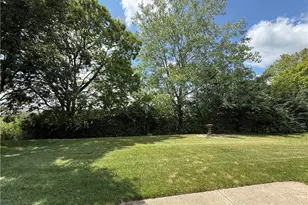 1987 Swallowtail Ct, Clayton, OH 45315 - Photo 3