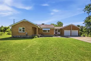 7741 Lois Cir, Miami Township, OH 45459 - Photo 5
