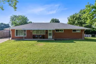 5356 Mystic Dr, Huber Heights, OH 45424 - Photo 1