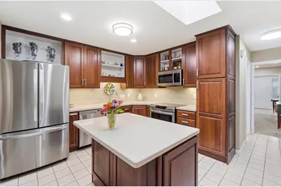 750 Pine Needles Drive, Washington Twp, OH 45458 - Photo 17