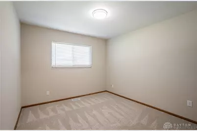 185 Katy Lane, Englewood, OH 45322 - Photo 11
